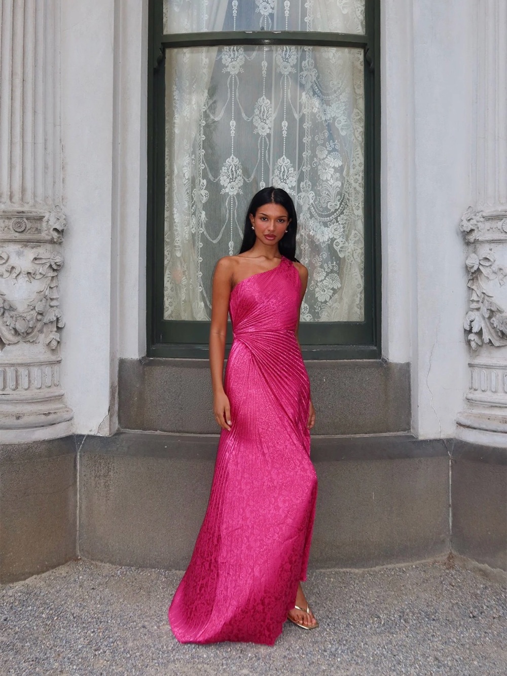 Selfie Leslie Amelie one shoulder accordion pleat maxi dress floral fuschia L